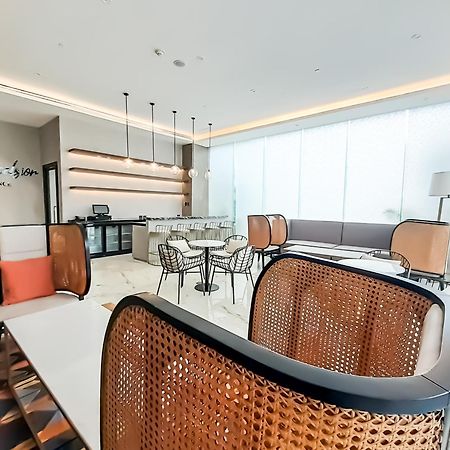 The Excelsior Hotel Las Piñas المظهر الخارجي الصورة