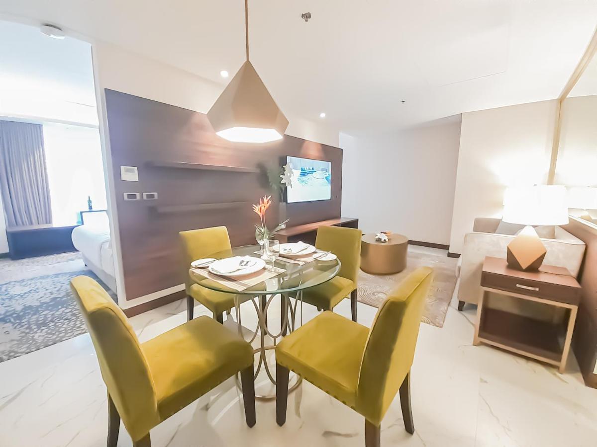 The Excelsior Hotel Las Piñas المظهر الخارجي الصورة