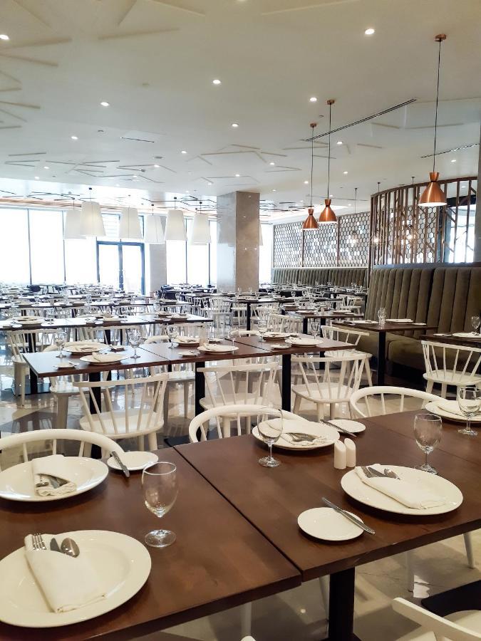 The Excelsior Hotel Las Piñas المظهر الخارجي الصورة
