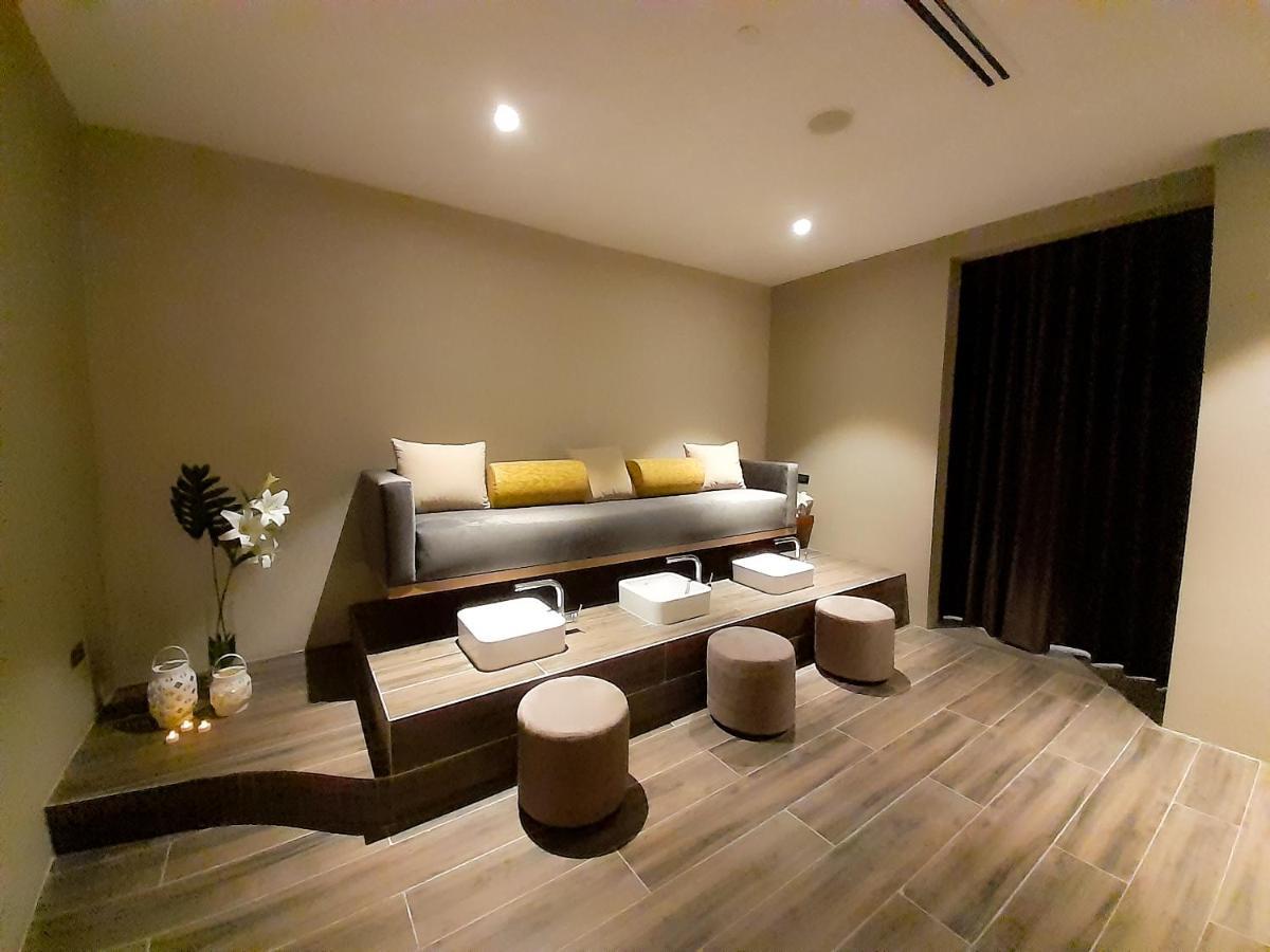 The Excelsior Hotel Las Piñas المظهر الخارجي الصورة